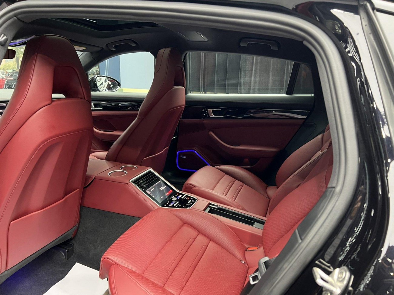 Porsche Panamera 2023