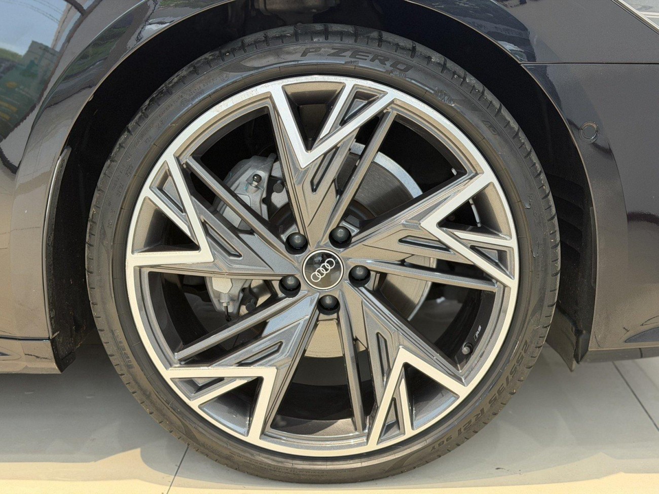 Audi A7L 45 TFSI 2023
