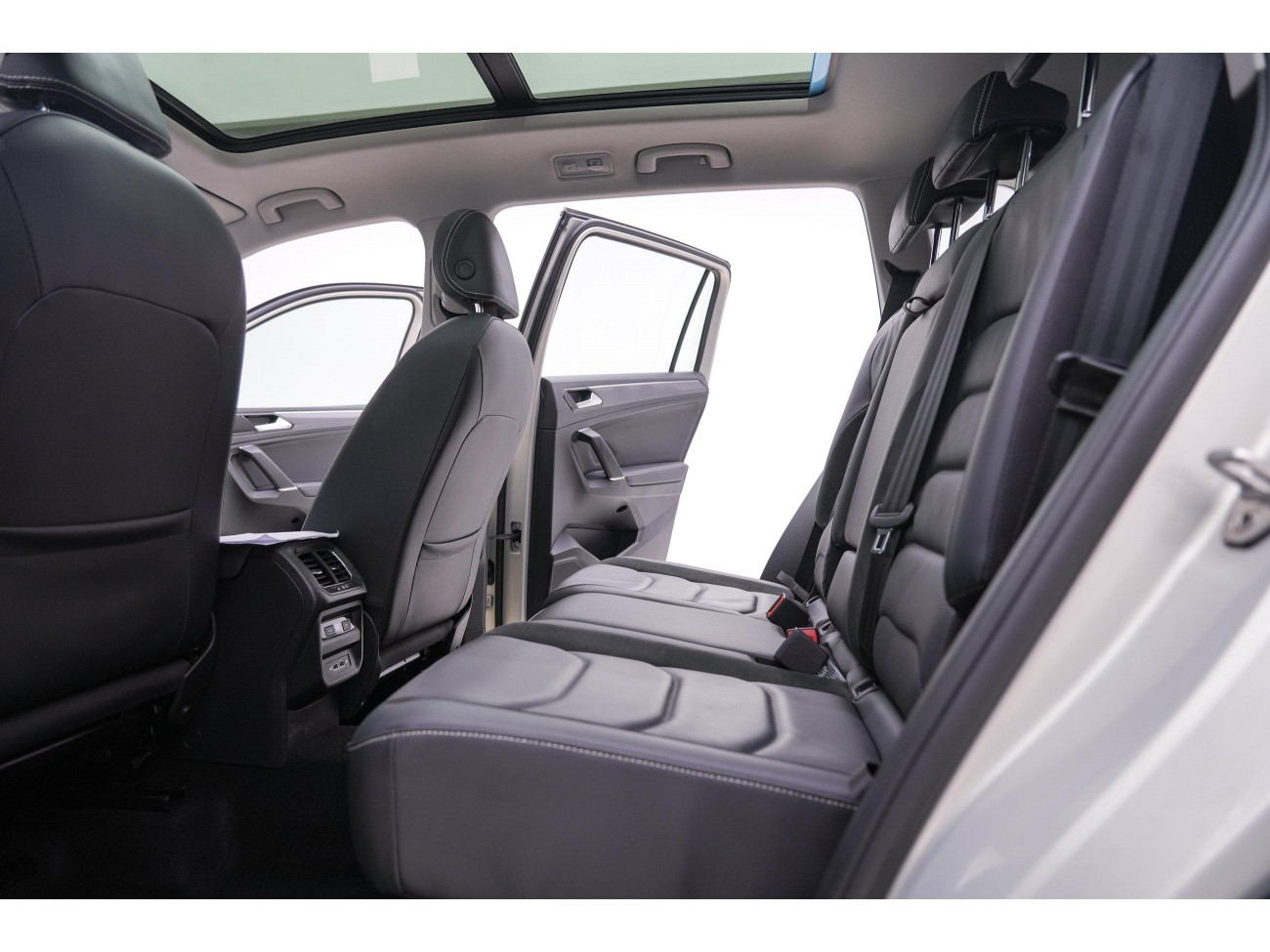 Volkswagen Tiguan L 2020