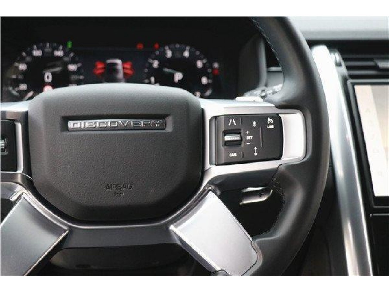 Land Rover Discovery 2025