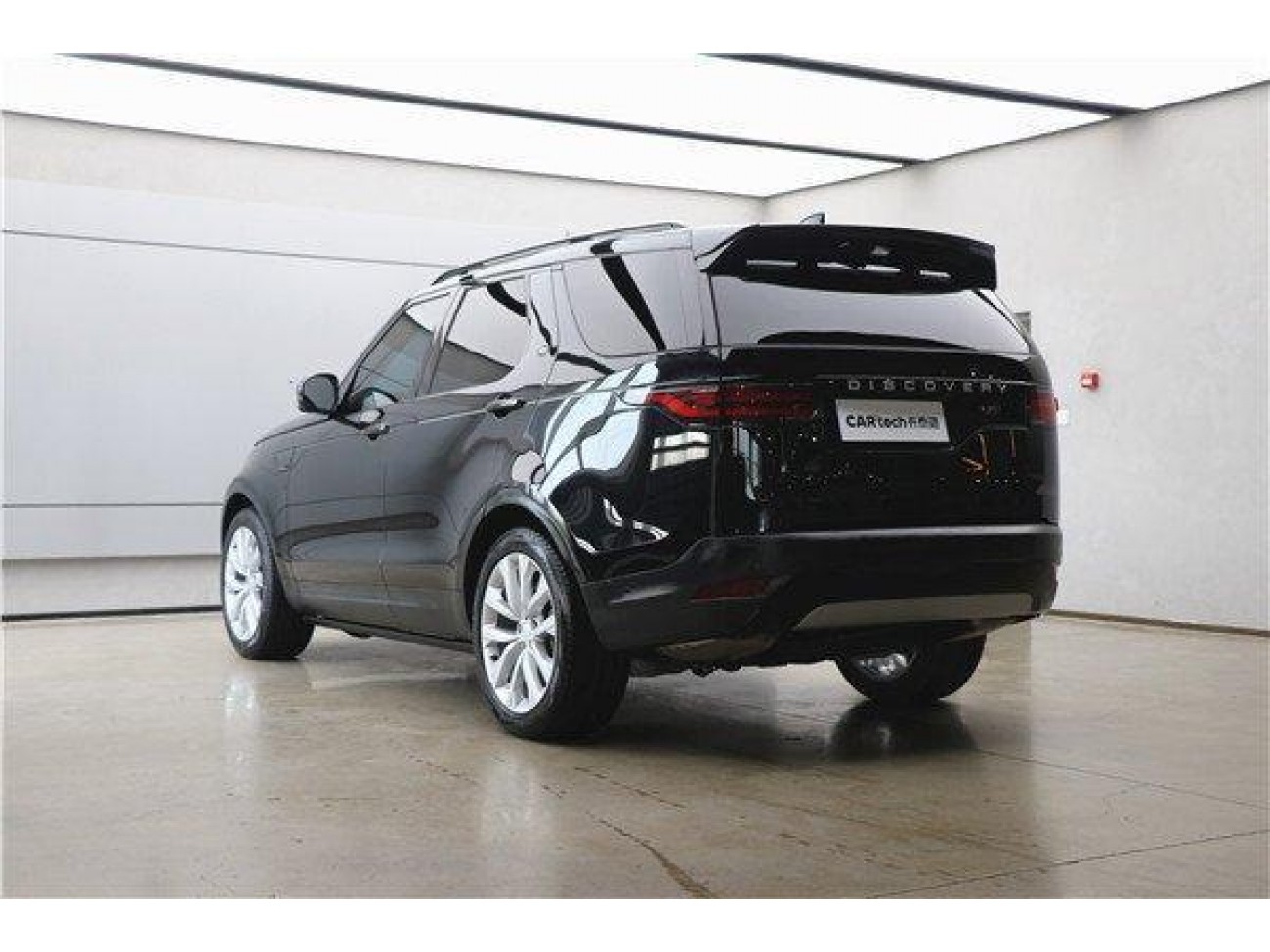 Land Rover Discovery 2025
