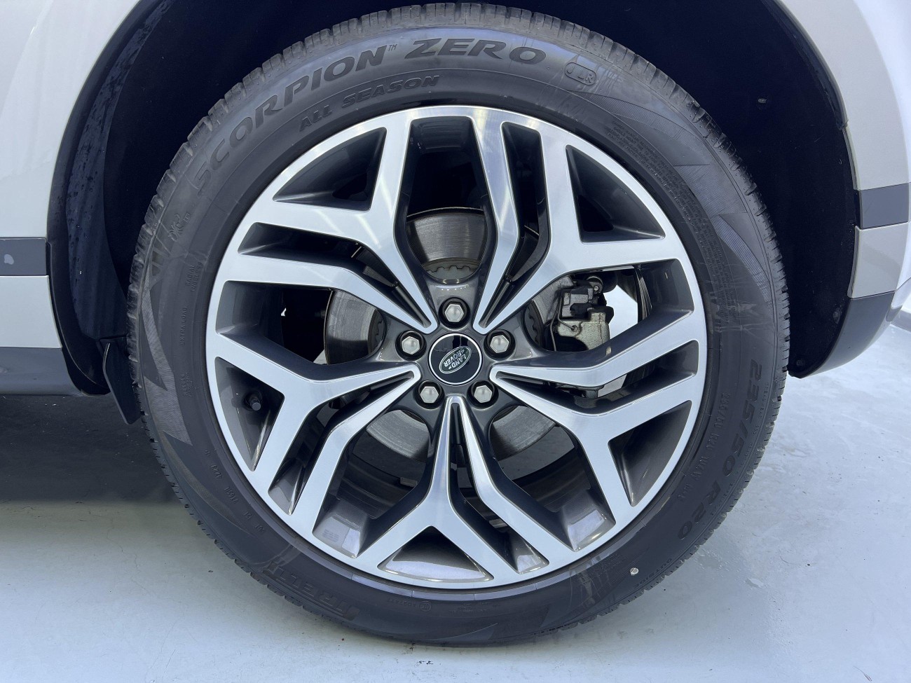 Land Rover Range Rover 2024