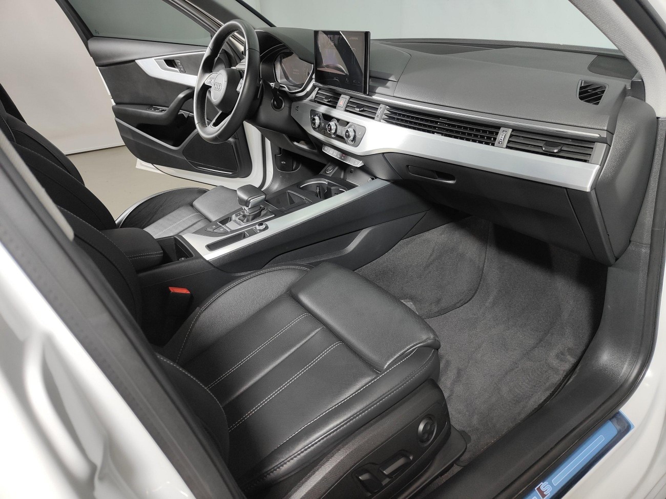 Audi A4L 40 TFSI 2021