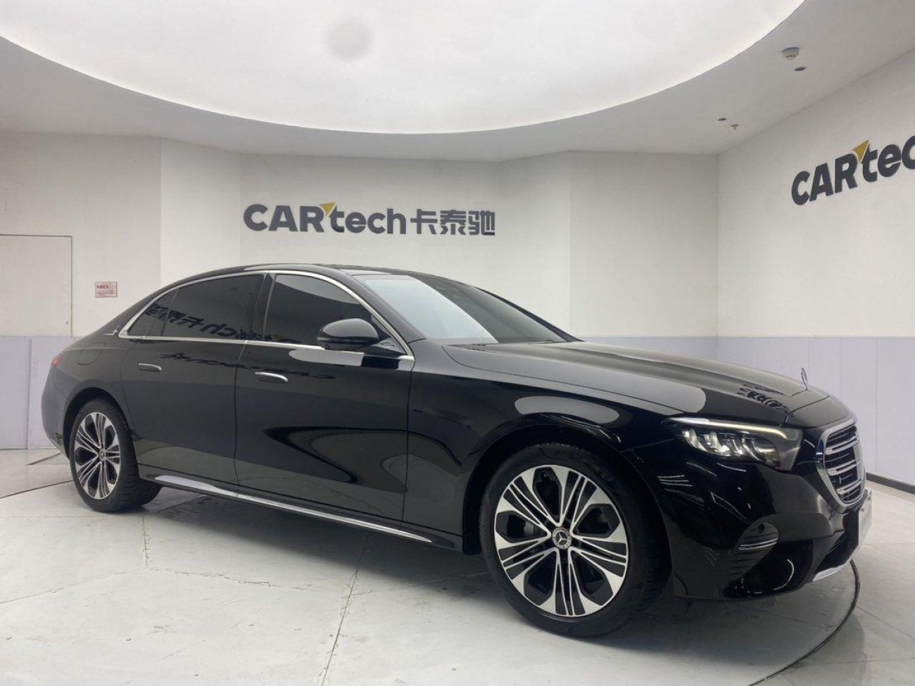 Mercedes-Benz E 300 L 2025