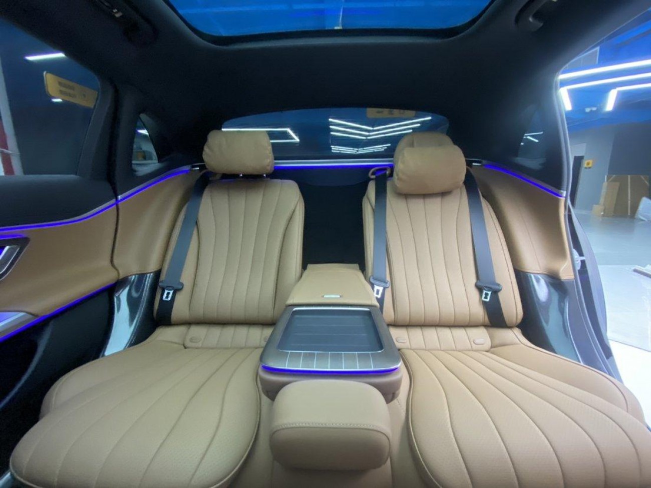 Mercedes-Benz E 300 L 2025