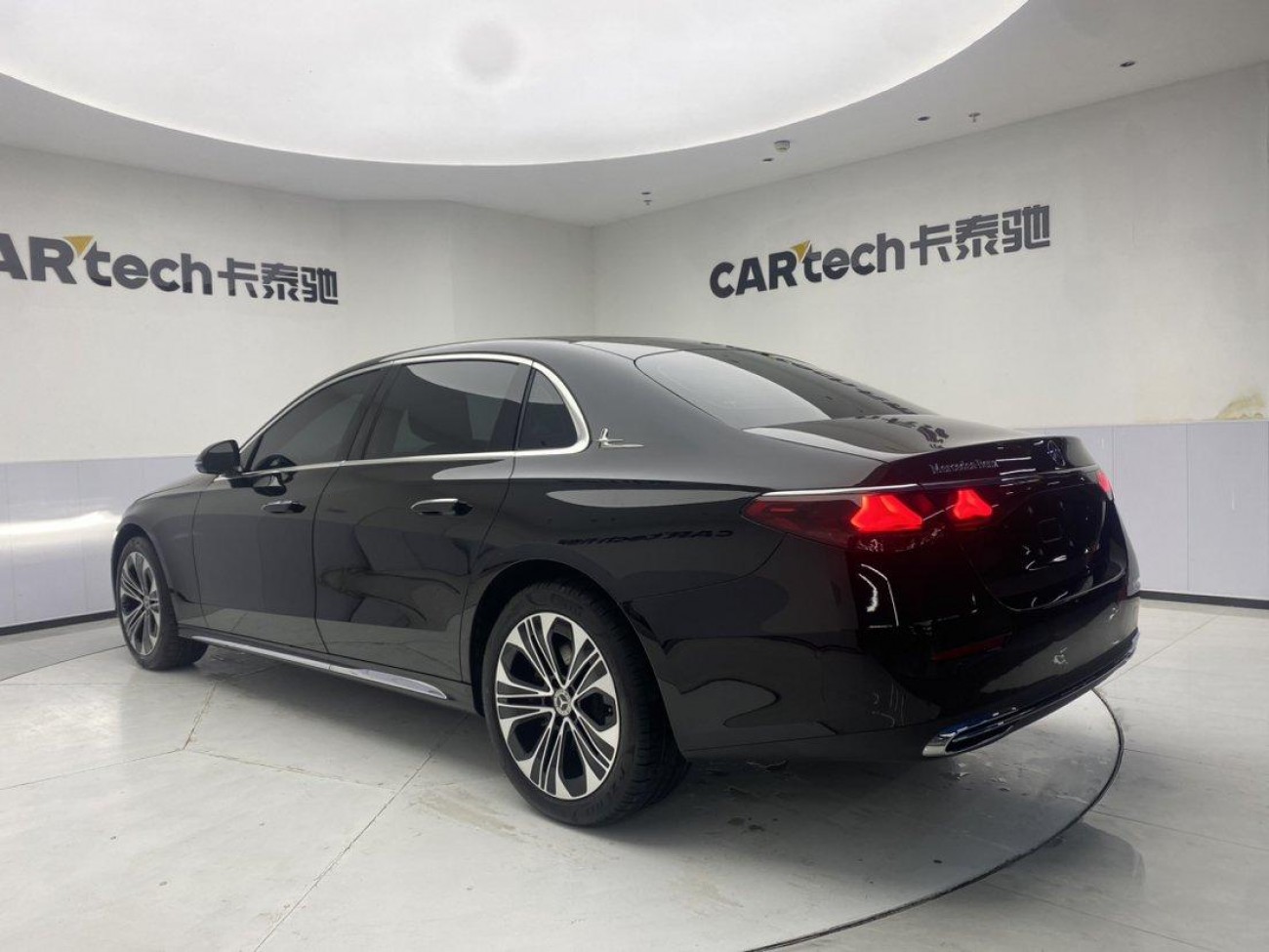 Mercedes-Benz E 300 L 2025