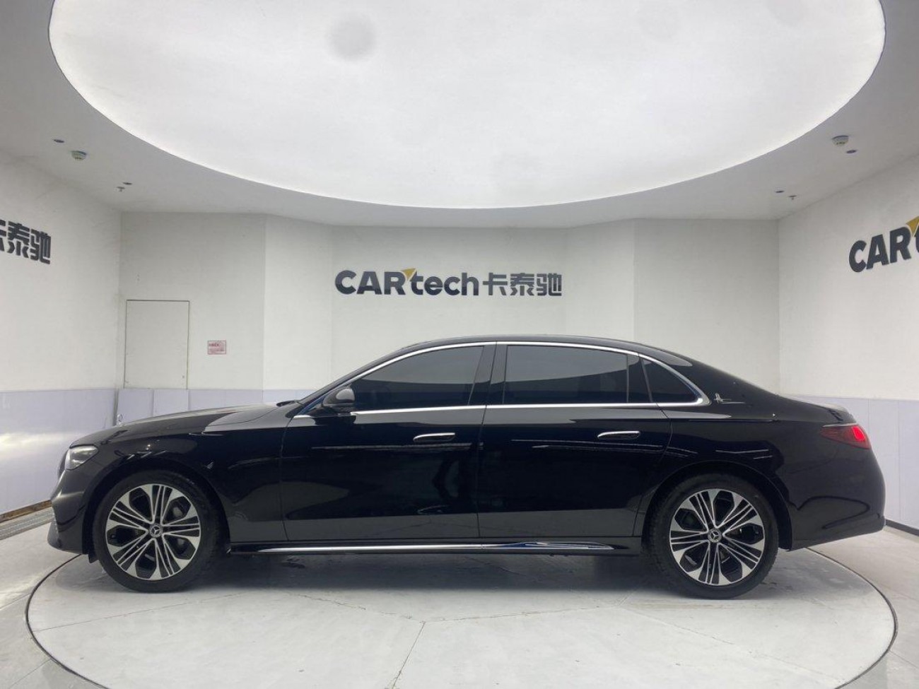 Mercedes-Benz E 300 L 2025