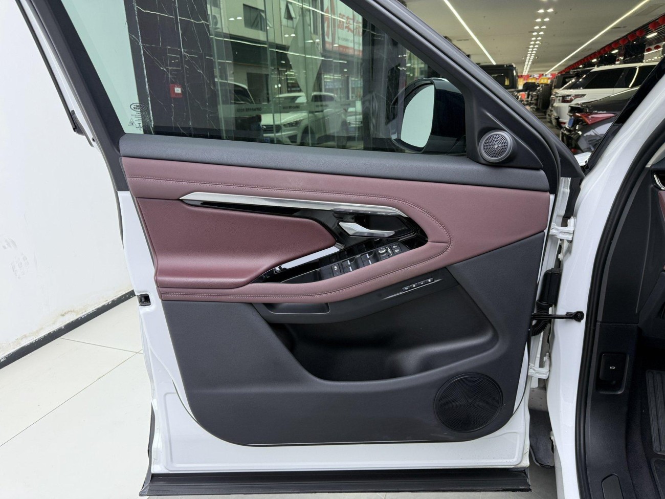 Land Rover Range Rover 2023