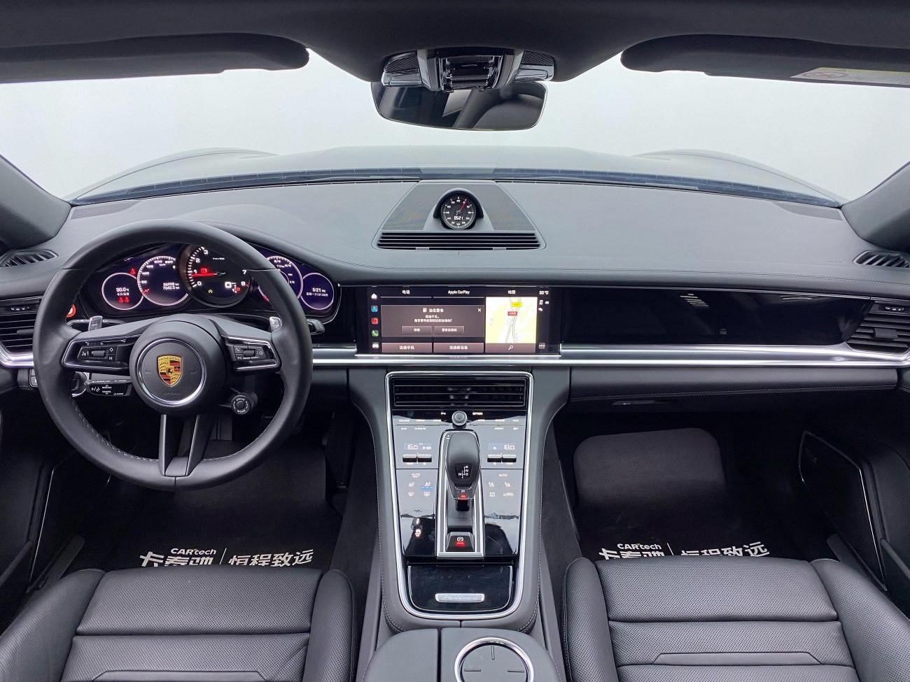 Porsche Panamera 2023