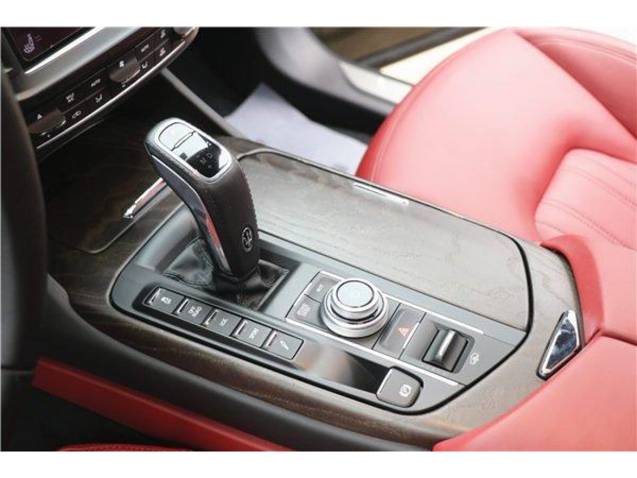 Maserati Levante 2021