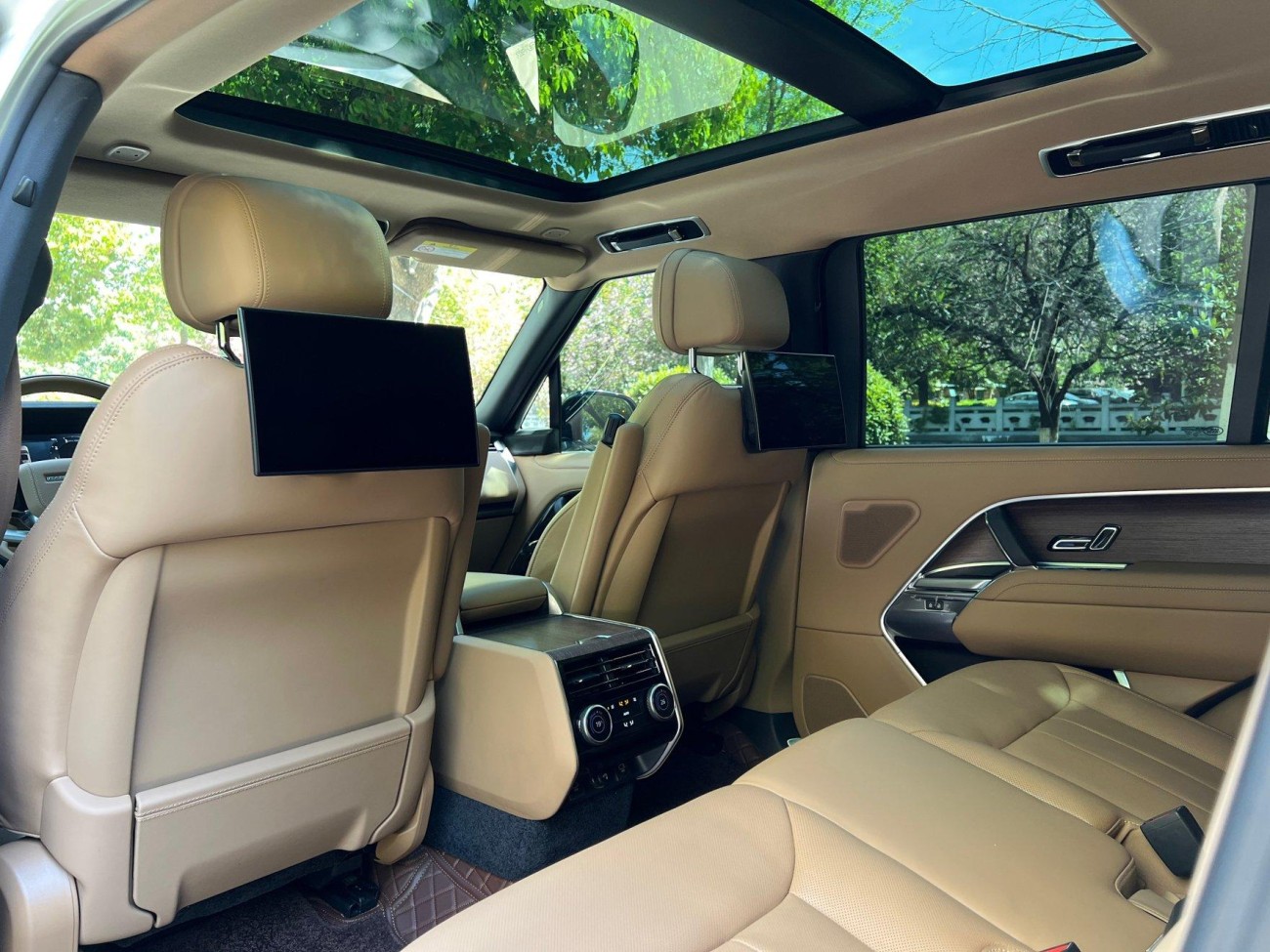 Land Rover Range Rover 2023