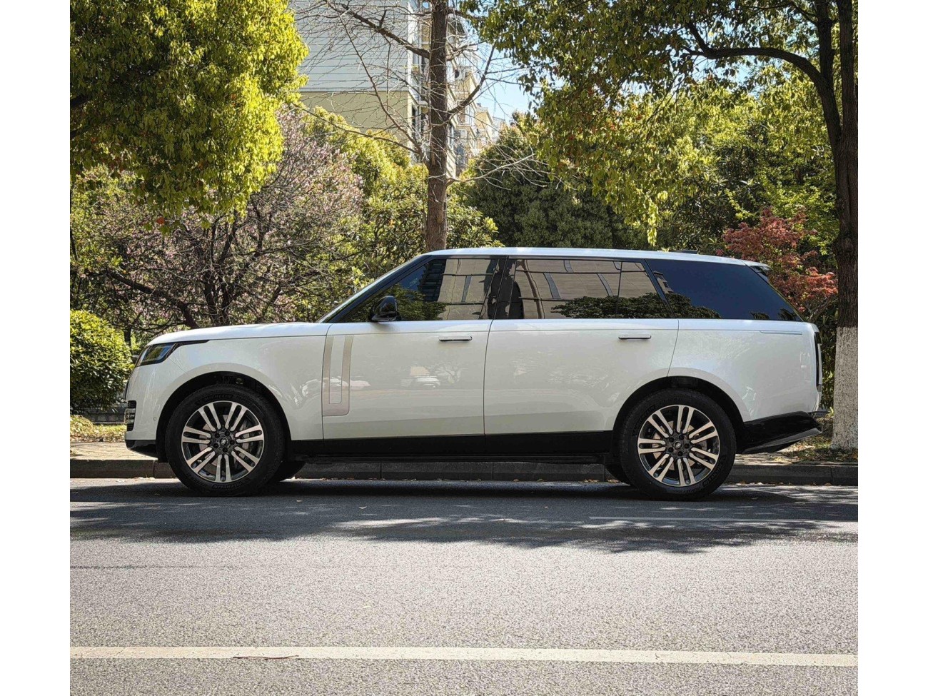 Land Rover Range Rover 2023