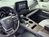 Toyota Sienna 2024