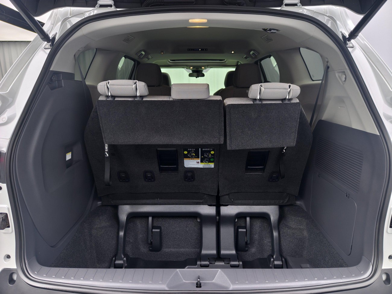 Toyota Sienna 2024