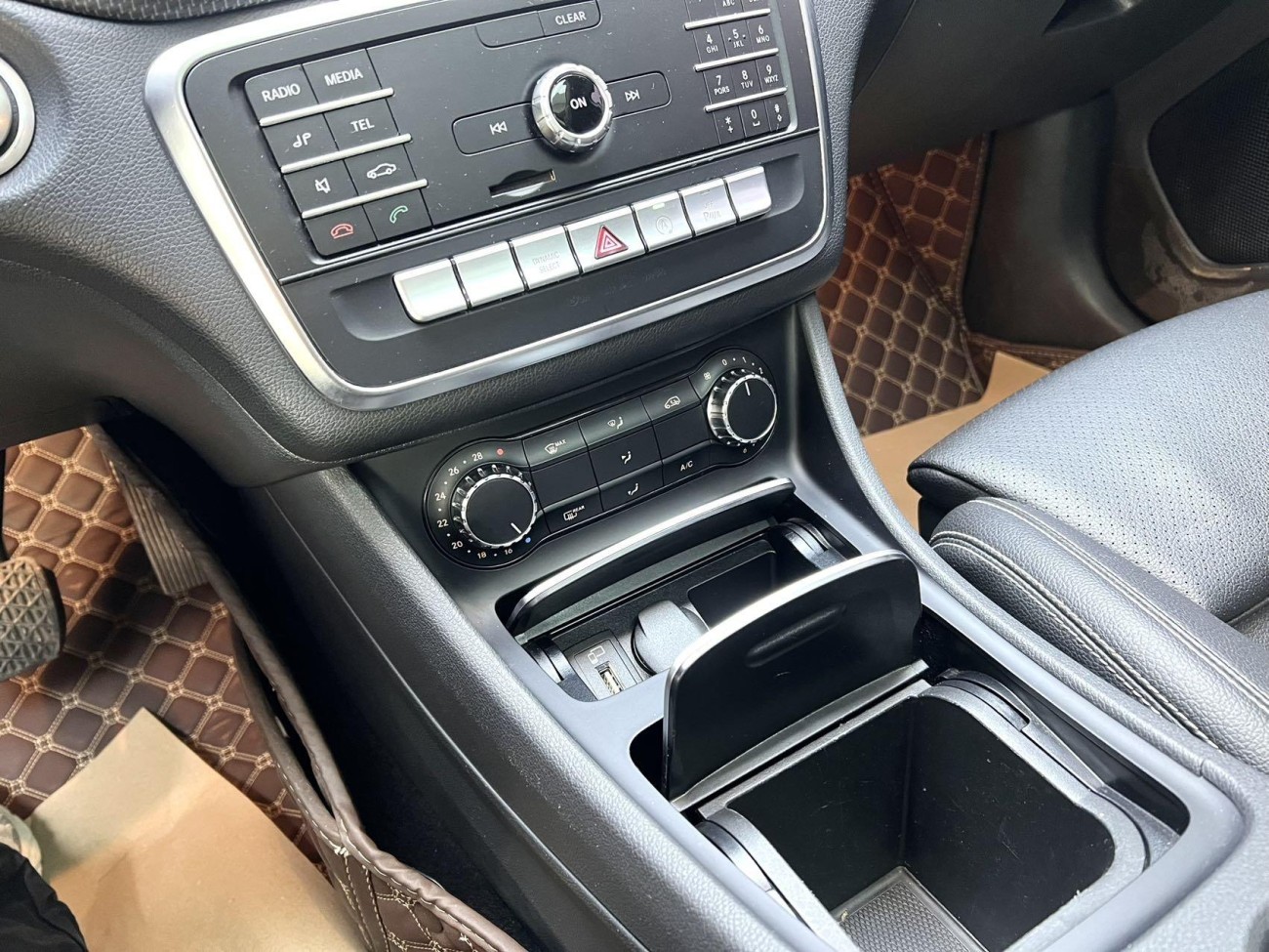 Mercedes-Benz GLA 200 2019