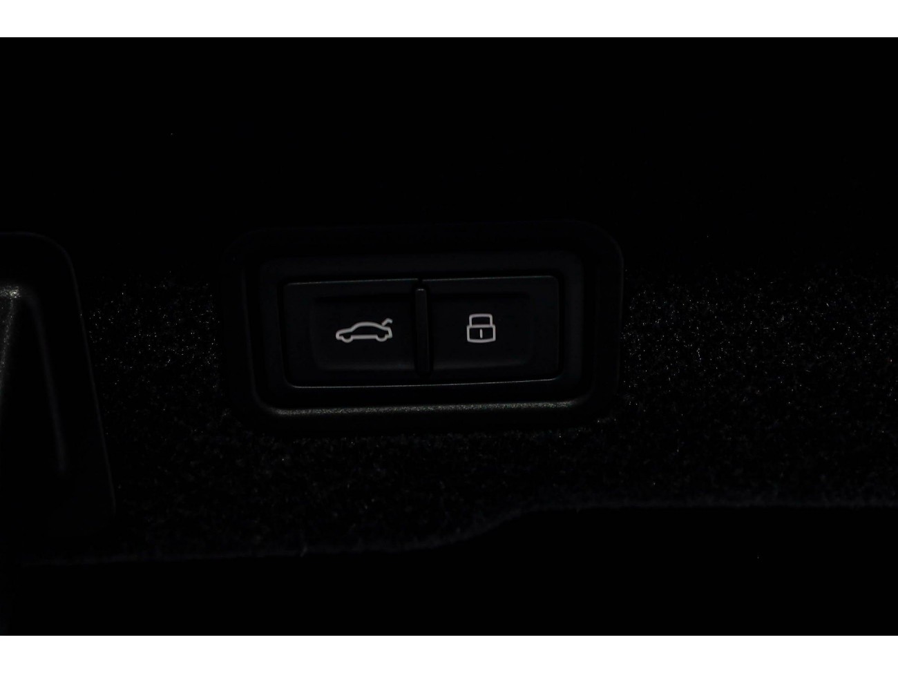 Audi A8L 50 TFSI 2024