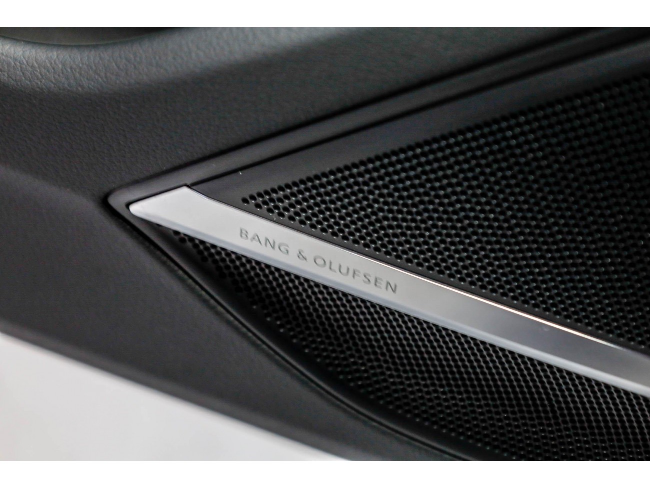 Audi A8L 50 TFSI 2024