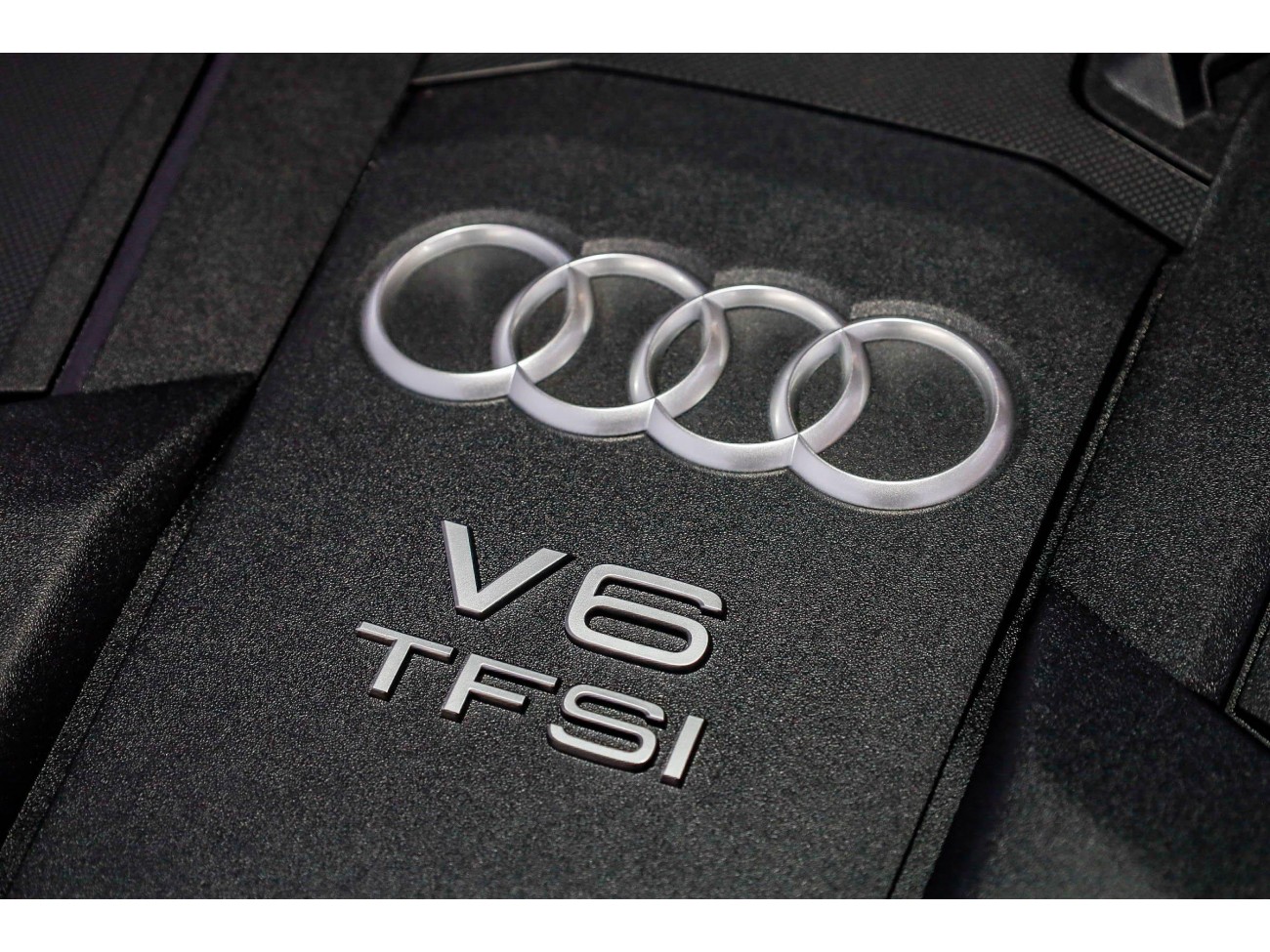 Audi A8L 50 TFSI 2024