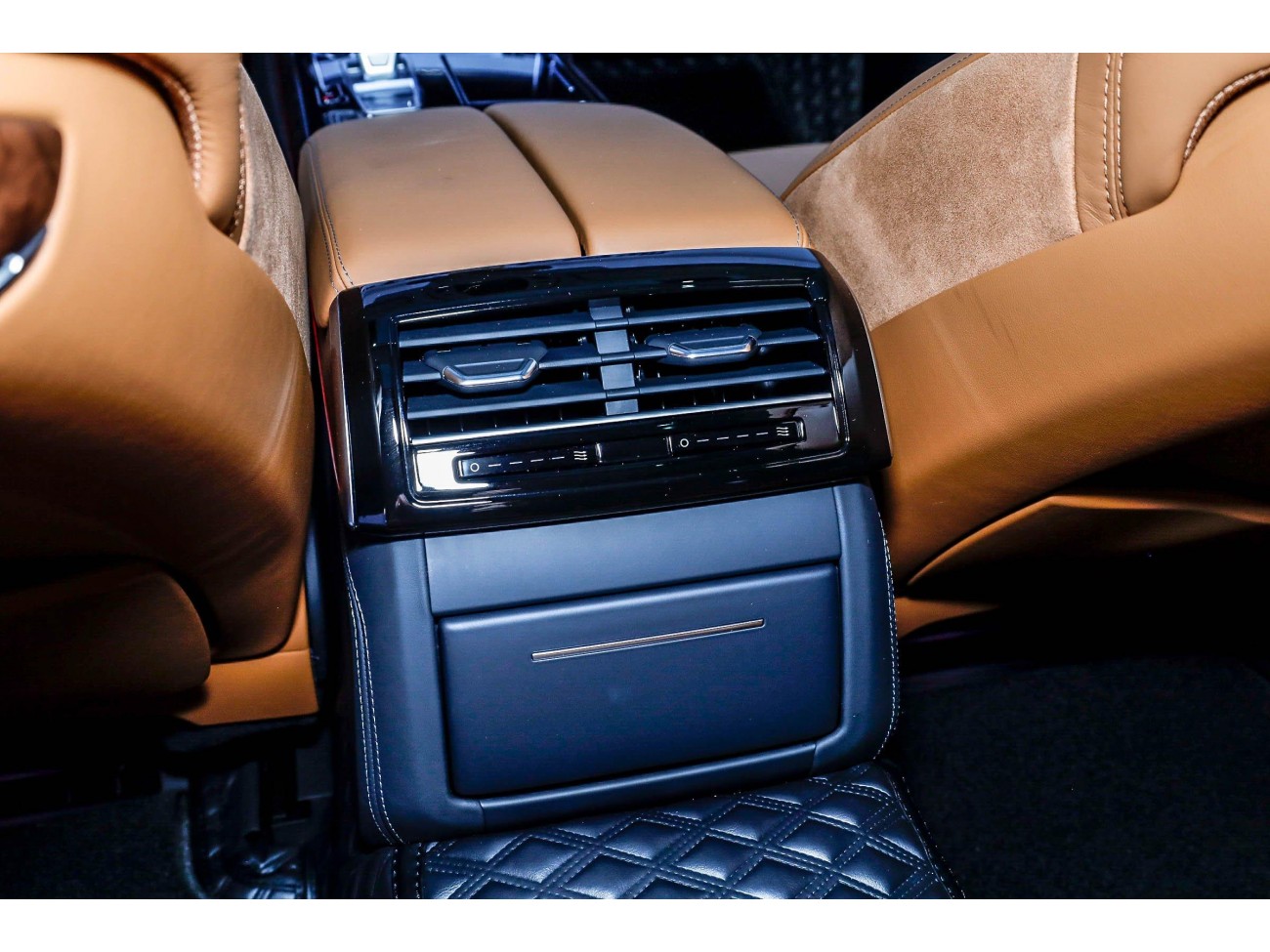 Audi A8L 50 TFSI 2024