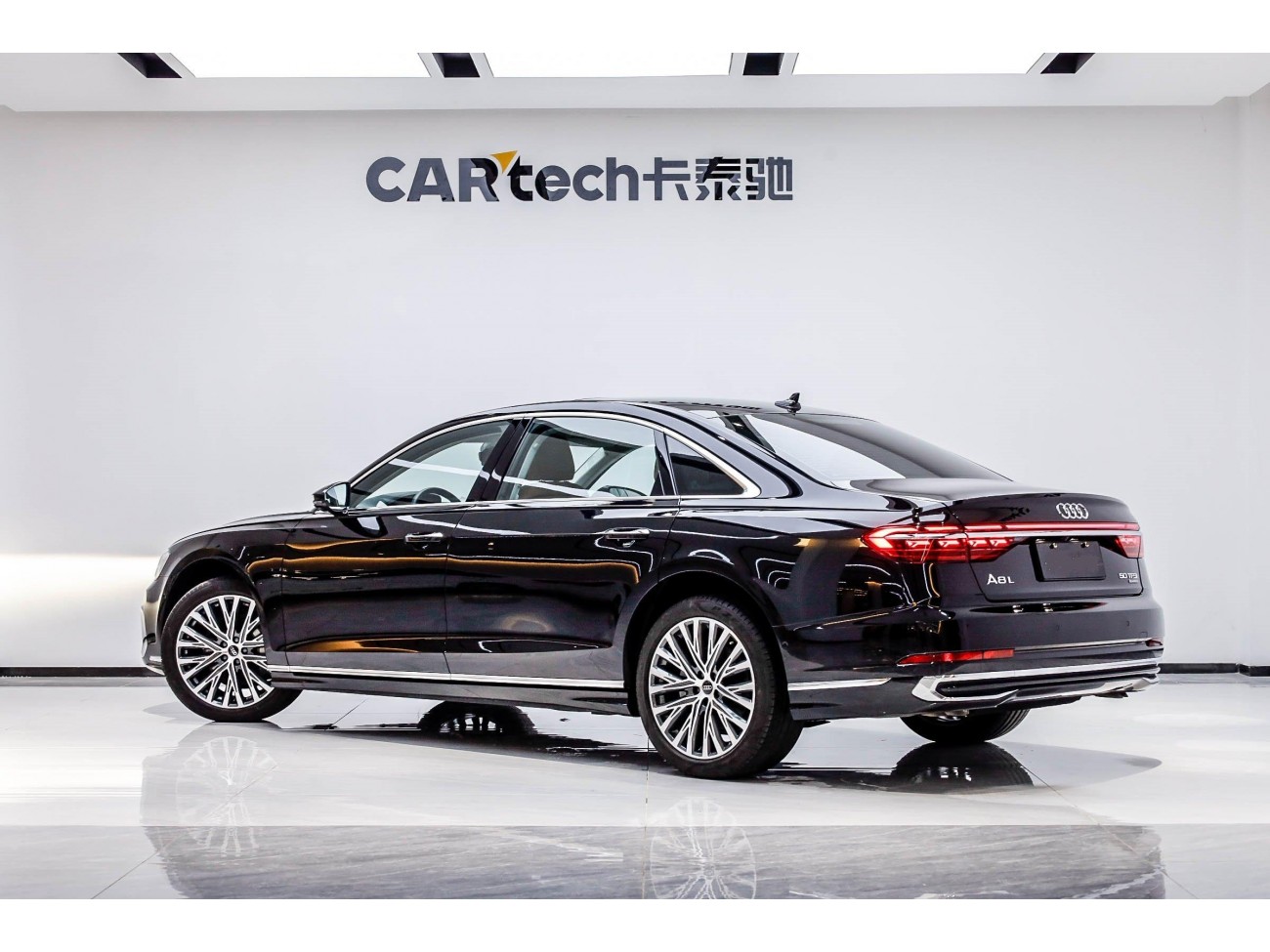 Audi A8L 50 TFSI 2024