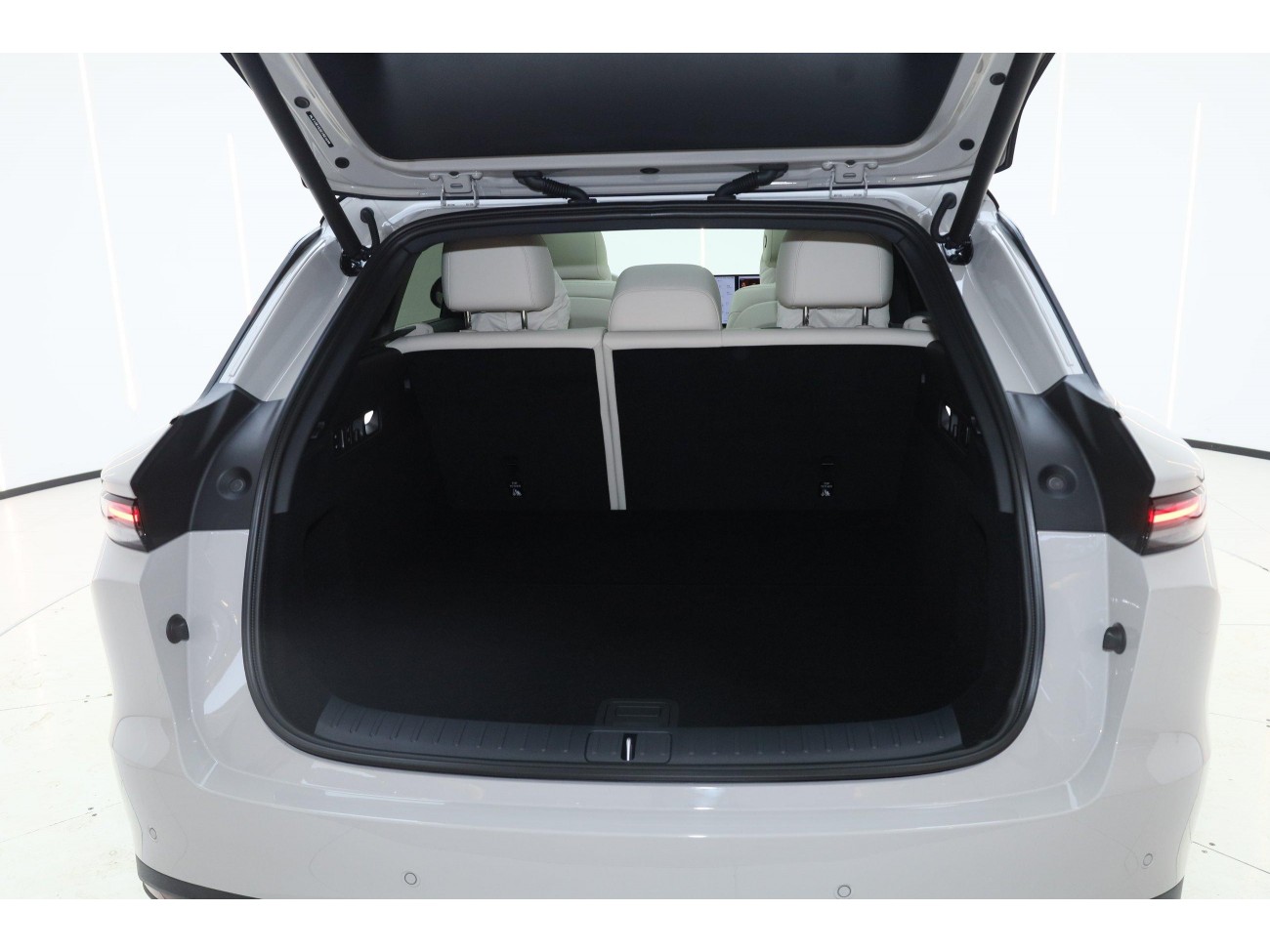 Li Auto i6 2025
