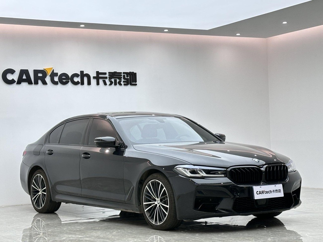 BMW 530Li 2019