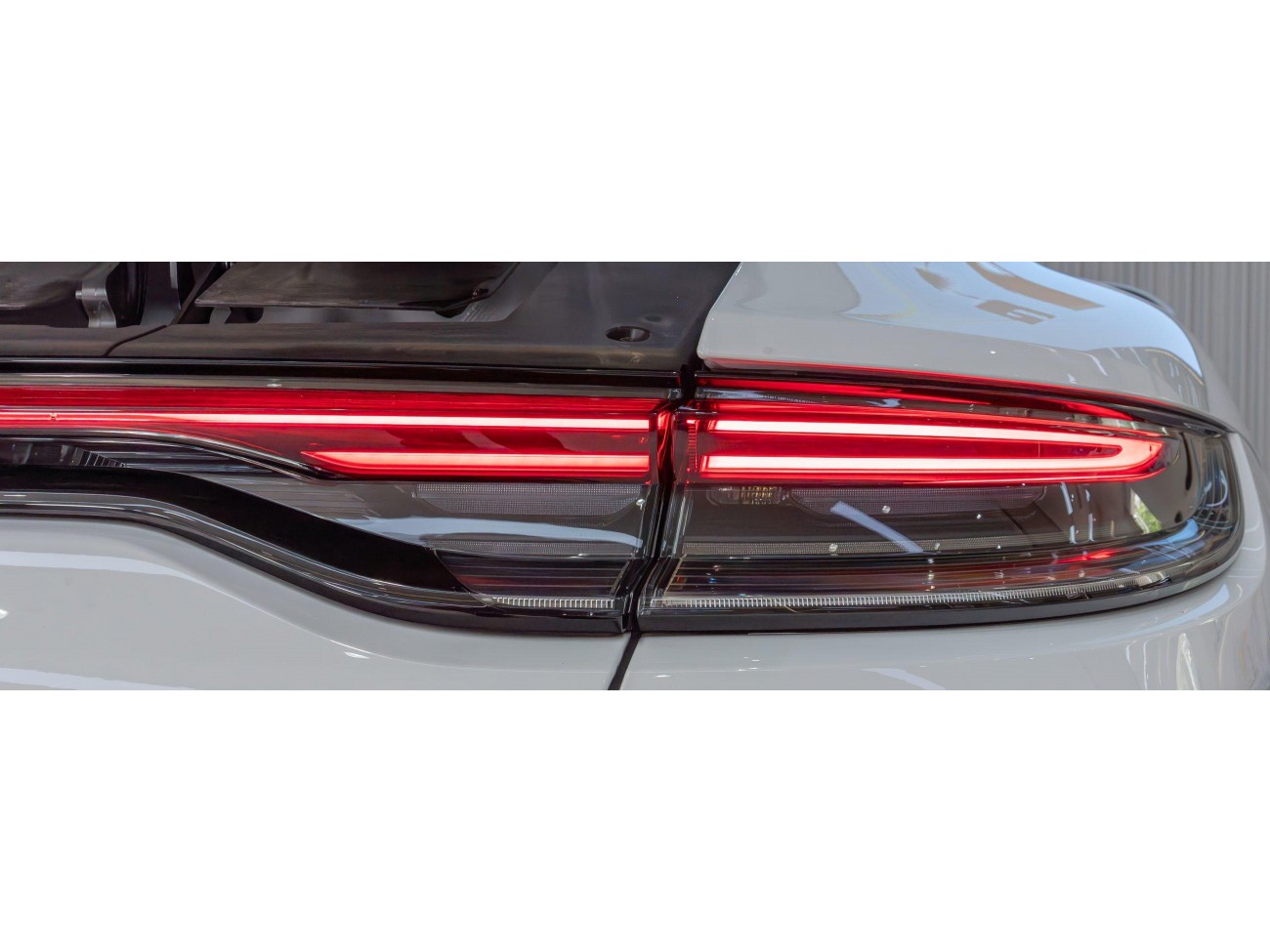 Porsche Panamera 2024