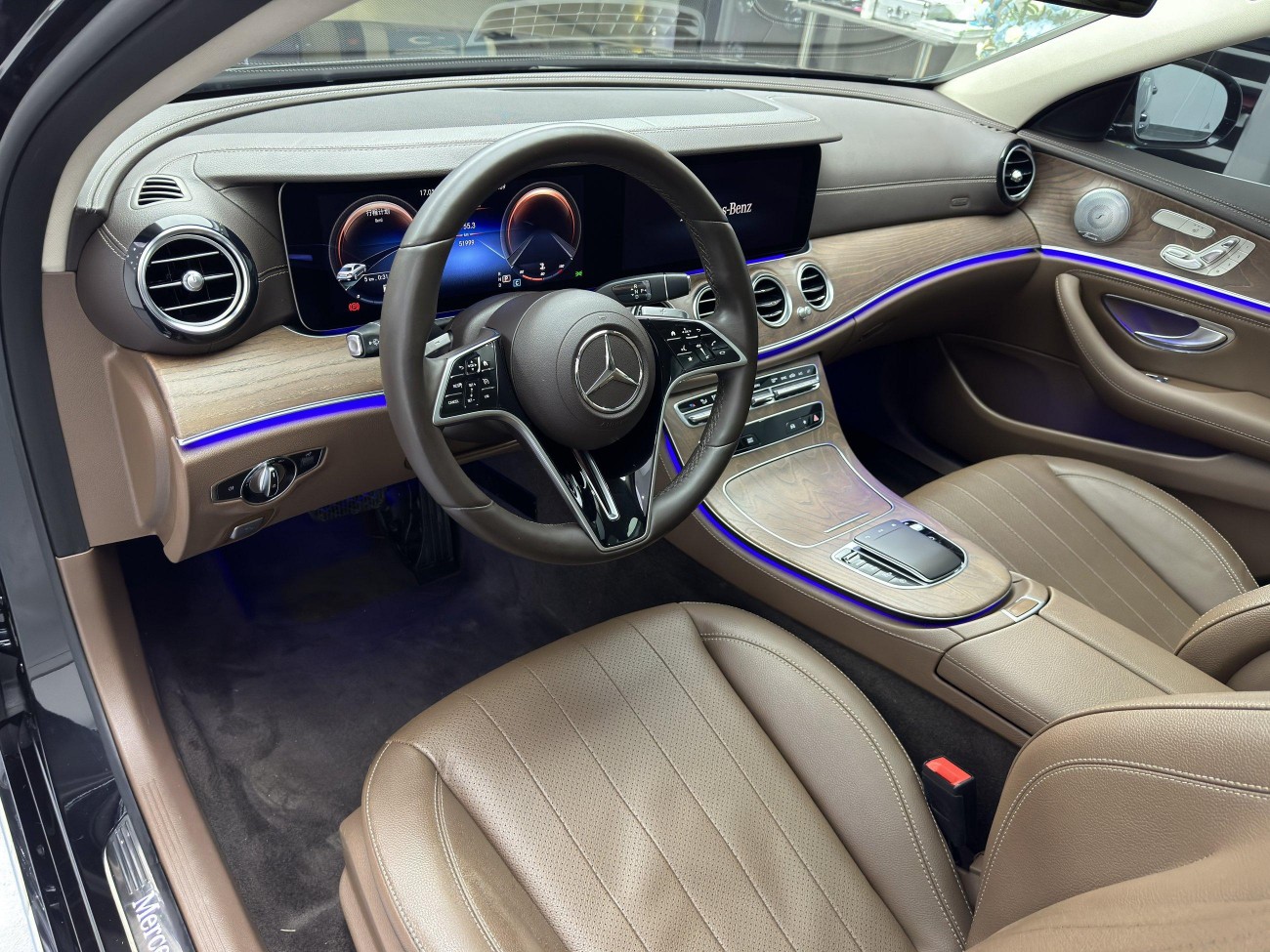 Mercedes-Benz E 300 L 2022
