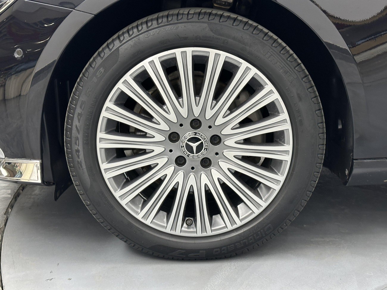 Mercedes-Benz E 300 L 2022