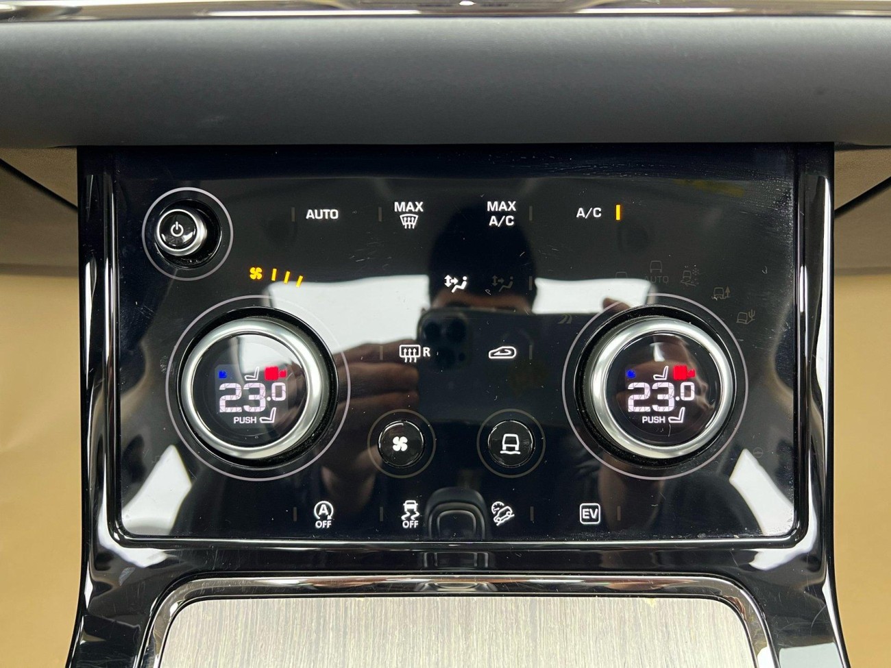 Land Rover Range Rover 2024