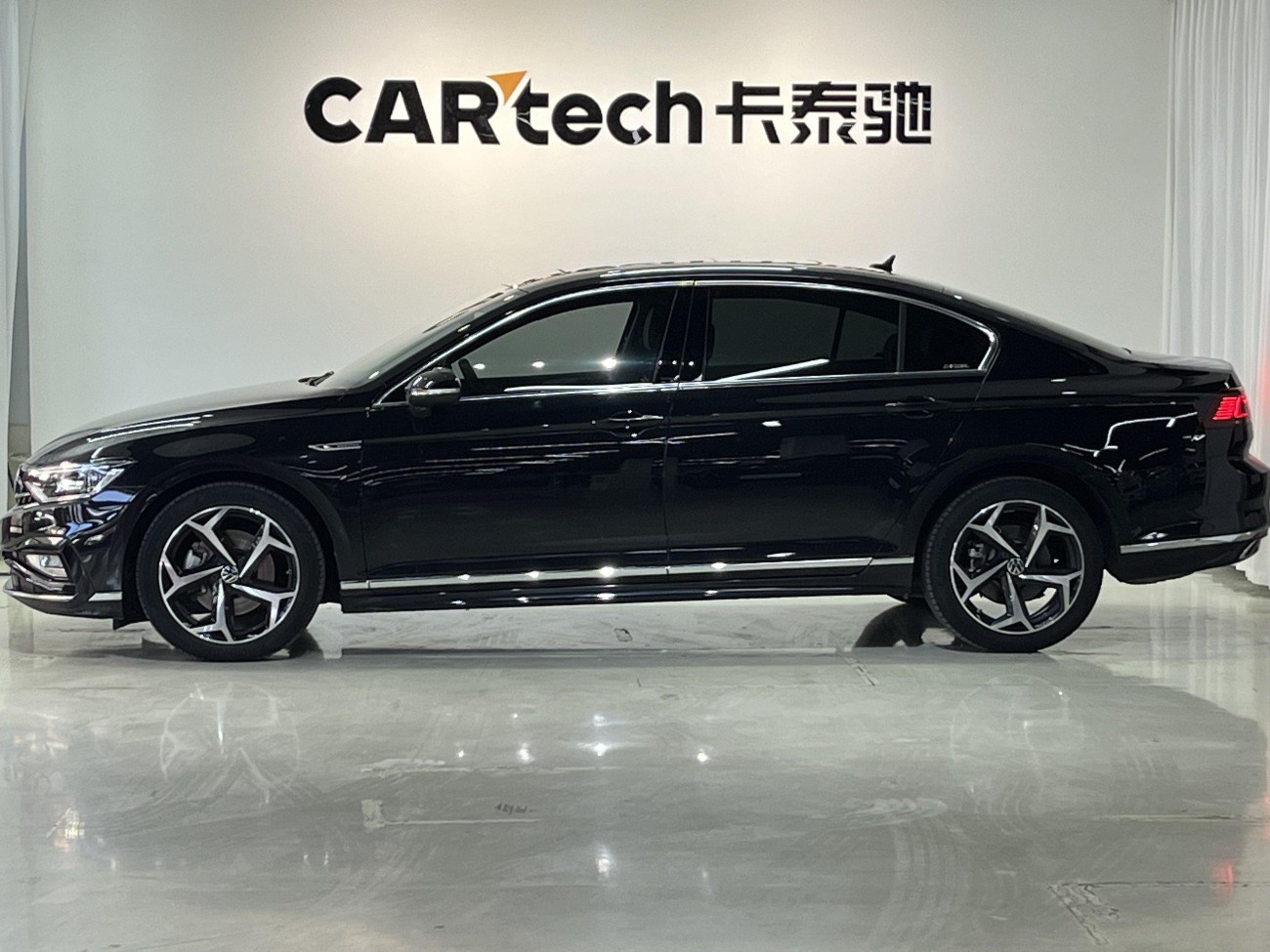 Volkswagen Magotan 2023