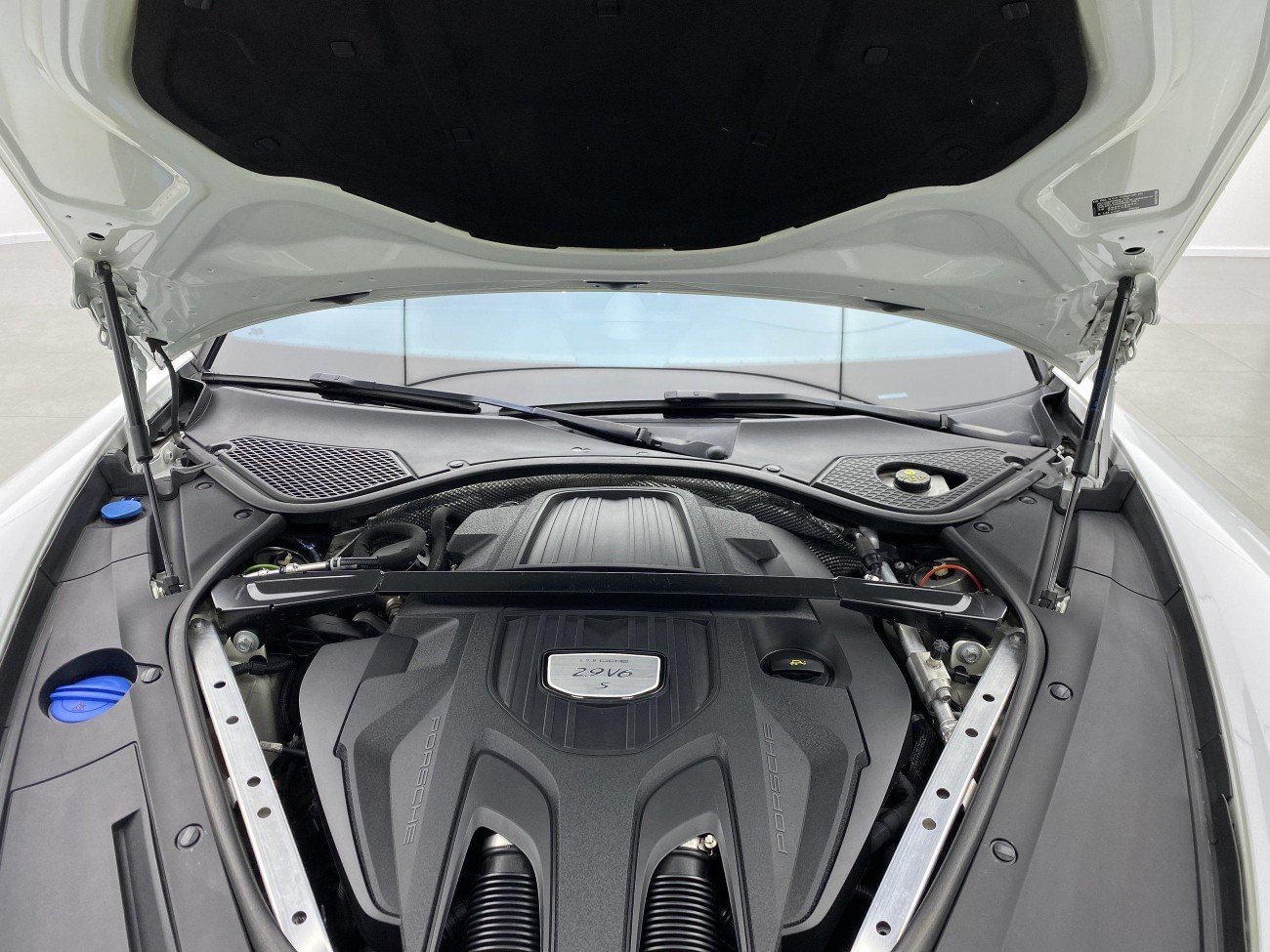 Porsche Panamera 2018