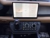 Land Rover Defender 2024