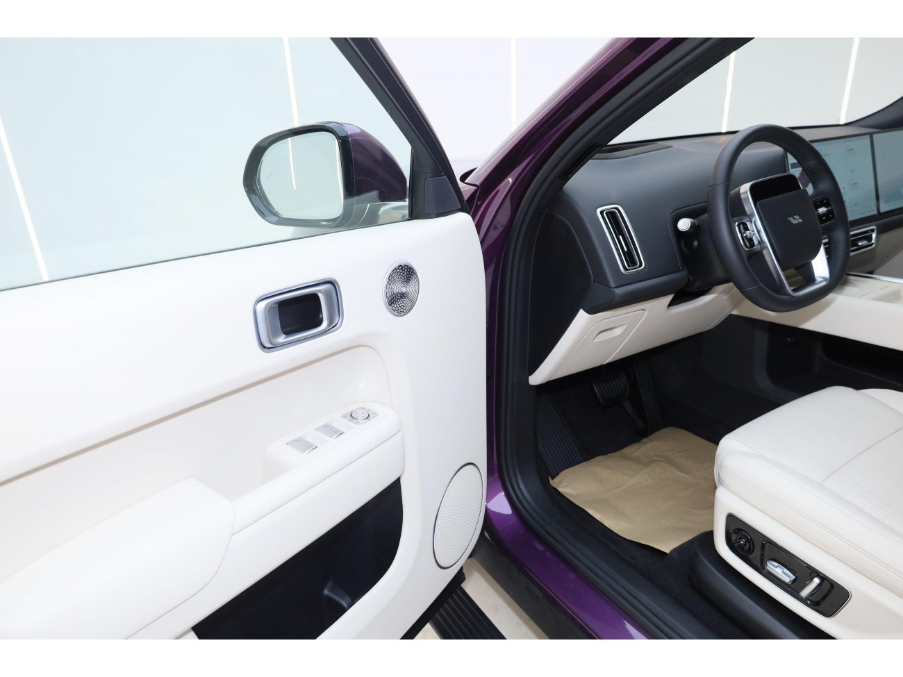 Li Auto L9 2025