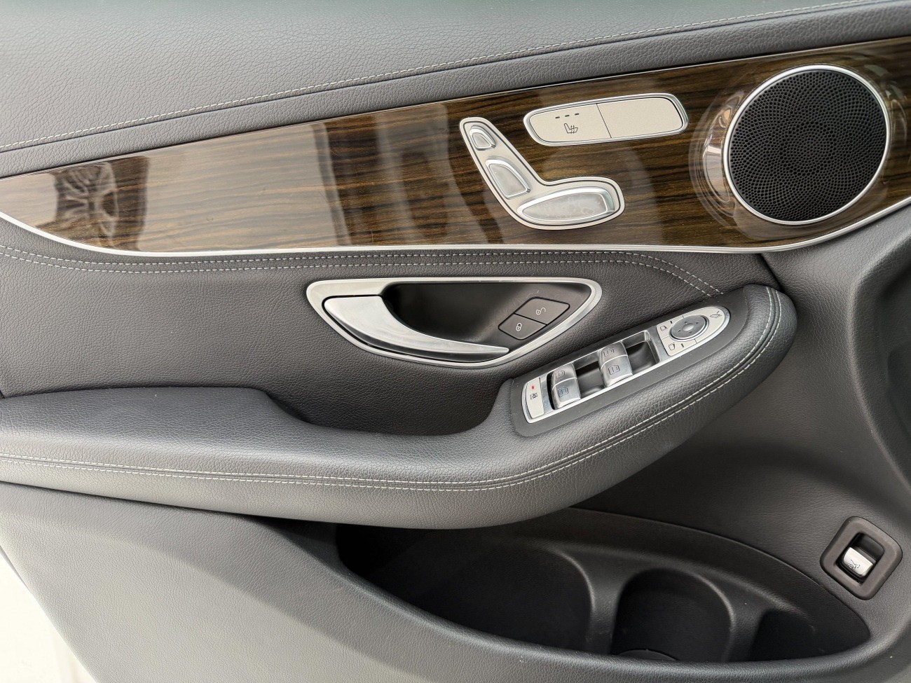 Mercedes-Benz GLC 260 L 2019