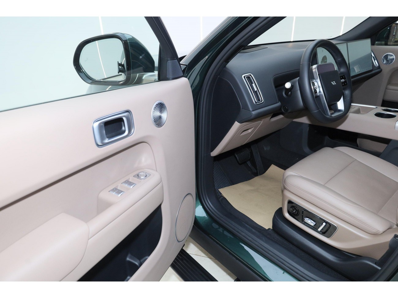 Li Auto L9 2025
