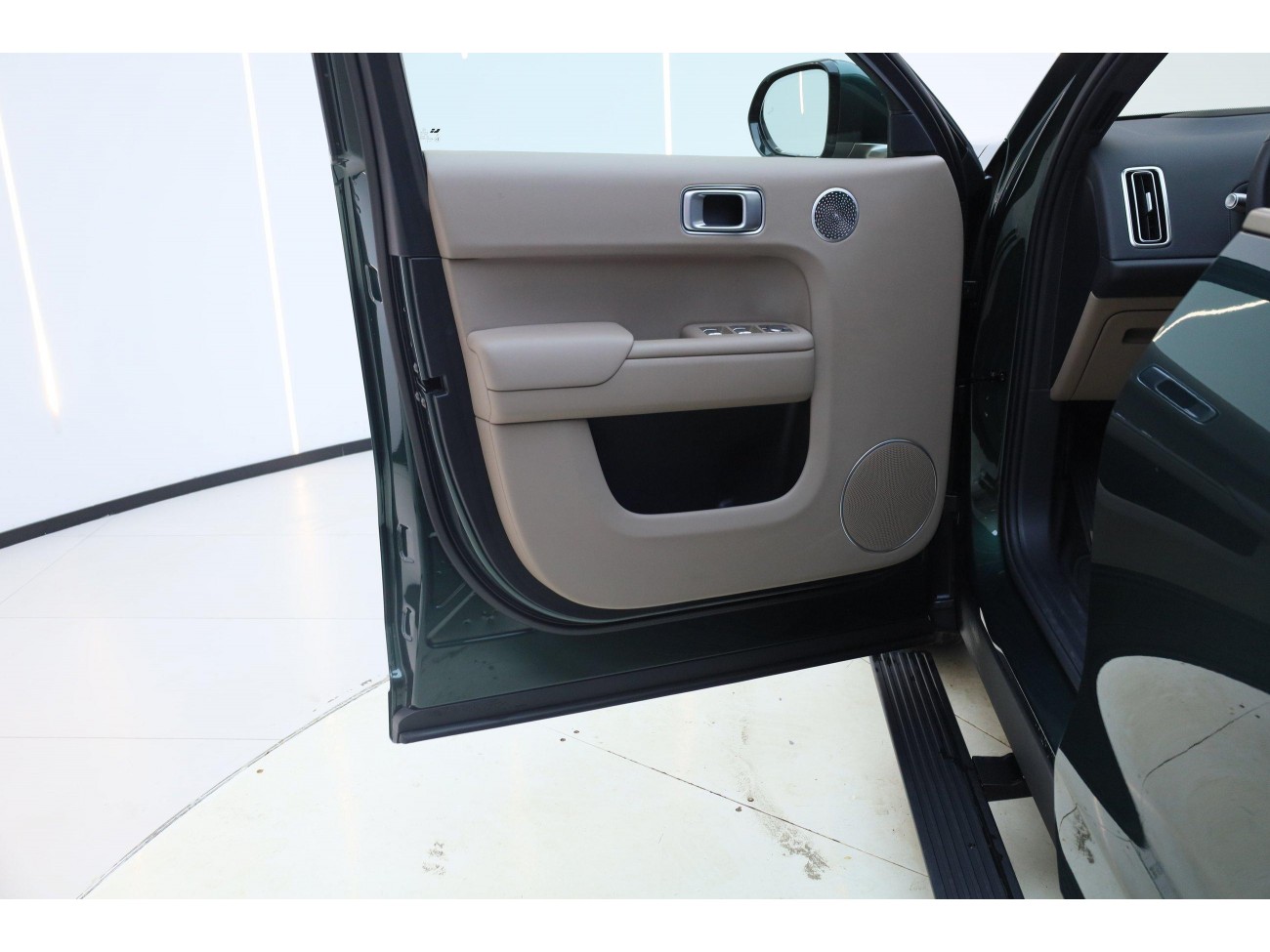 Li Auto L9 2025