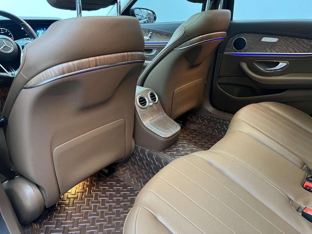 Mercedes-Benz E 260 L 2022