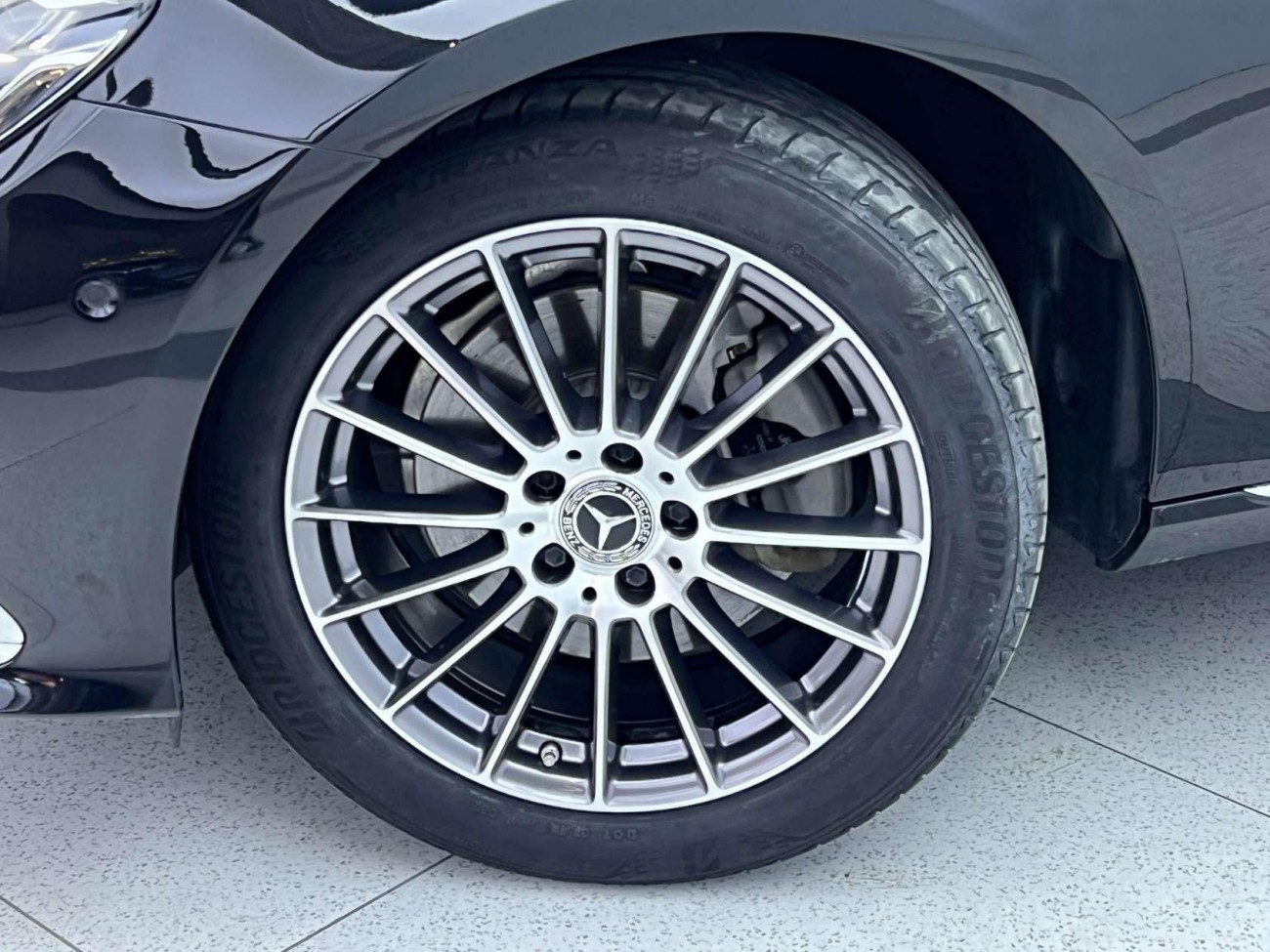 Mercedes-Benz E 260 L 2022