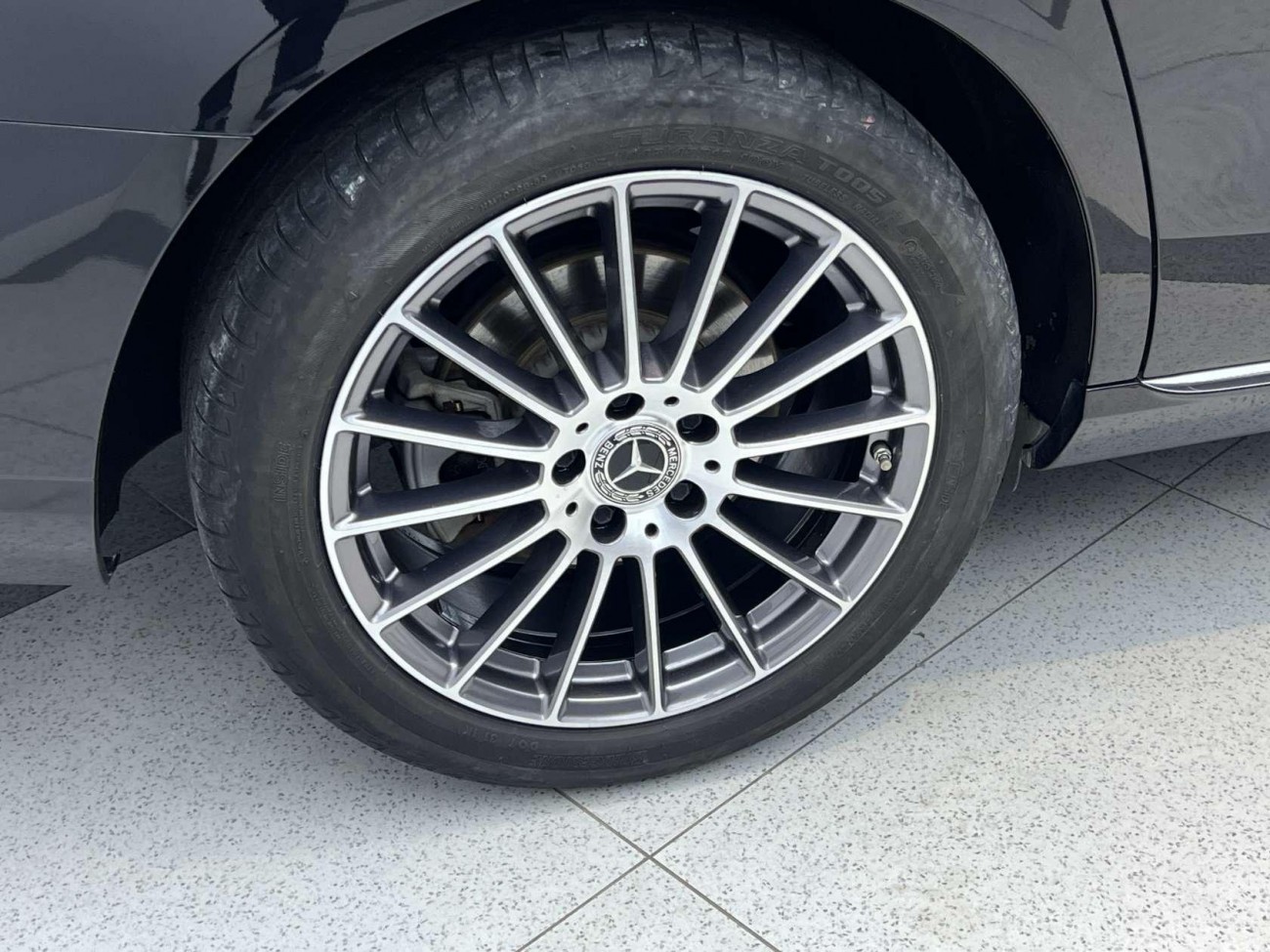 Mercedes-Benz E 260 L 2022