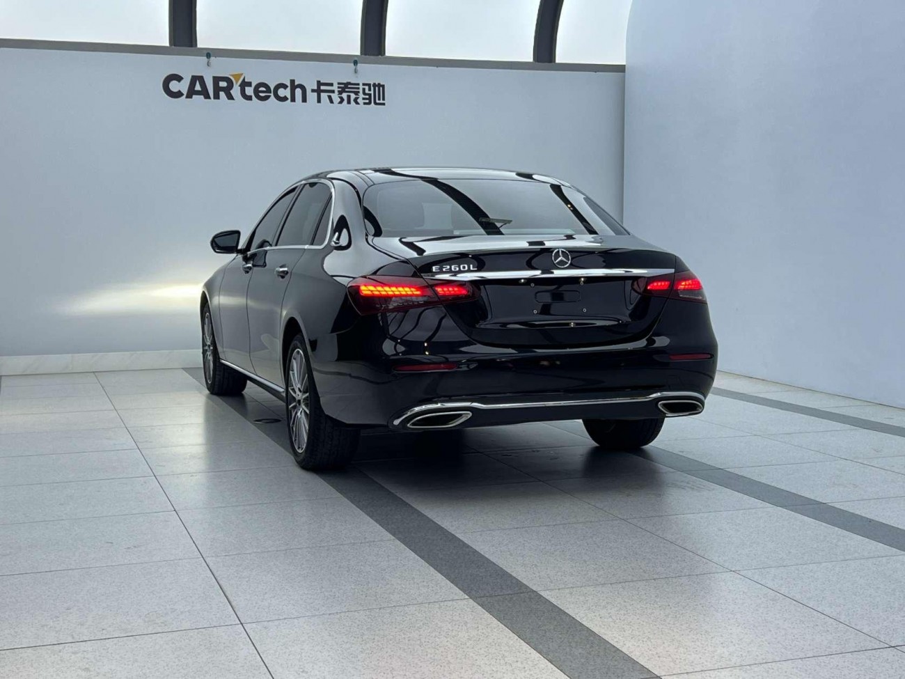 Mercedes-Benz E 260 L 2022