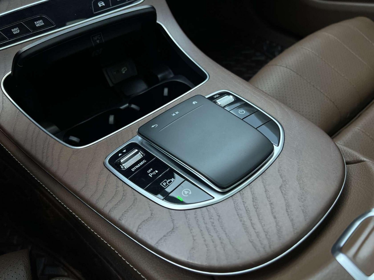Mercedes-Benz E 260 L 2022