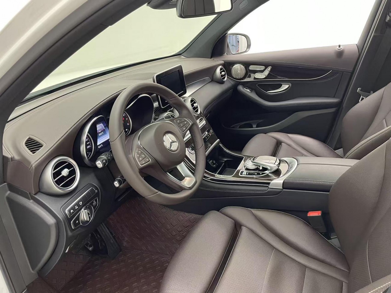 Mercedes-Benz GLC 260 4MATIC 2018