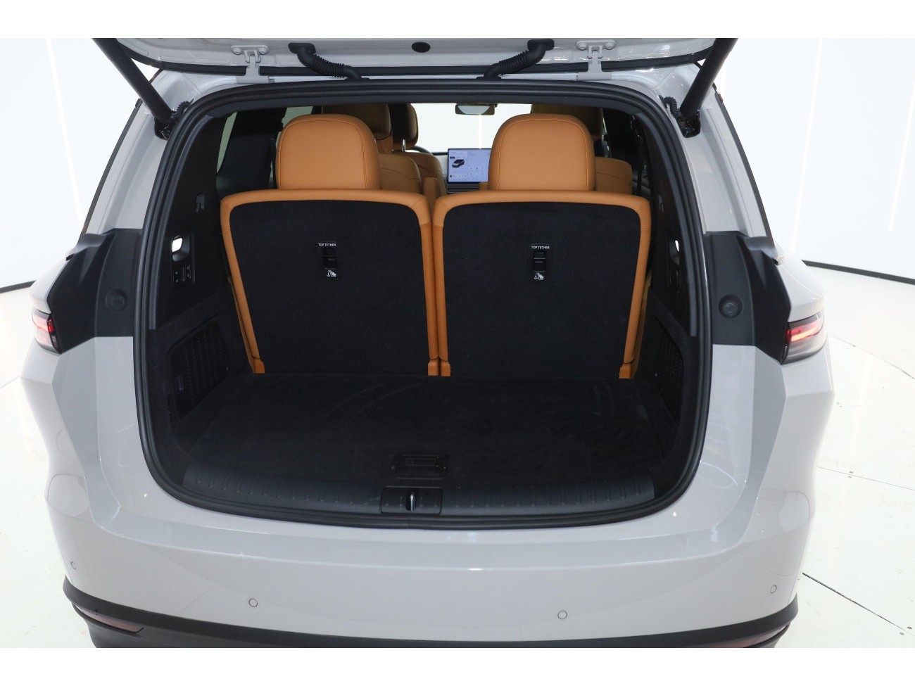 Li Auto i8 2025