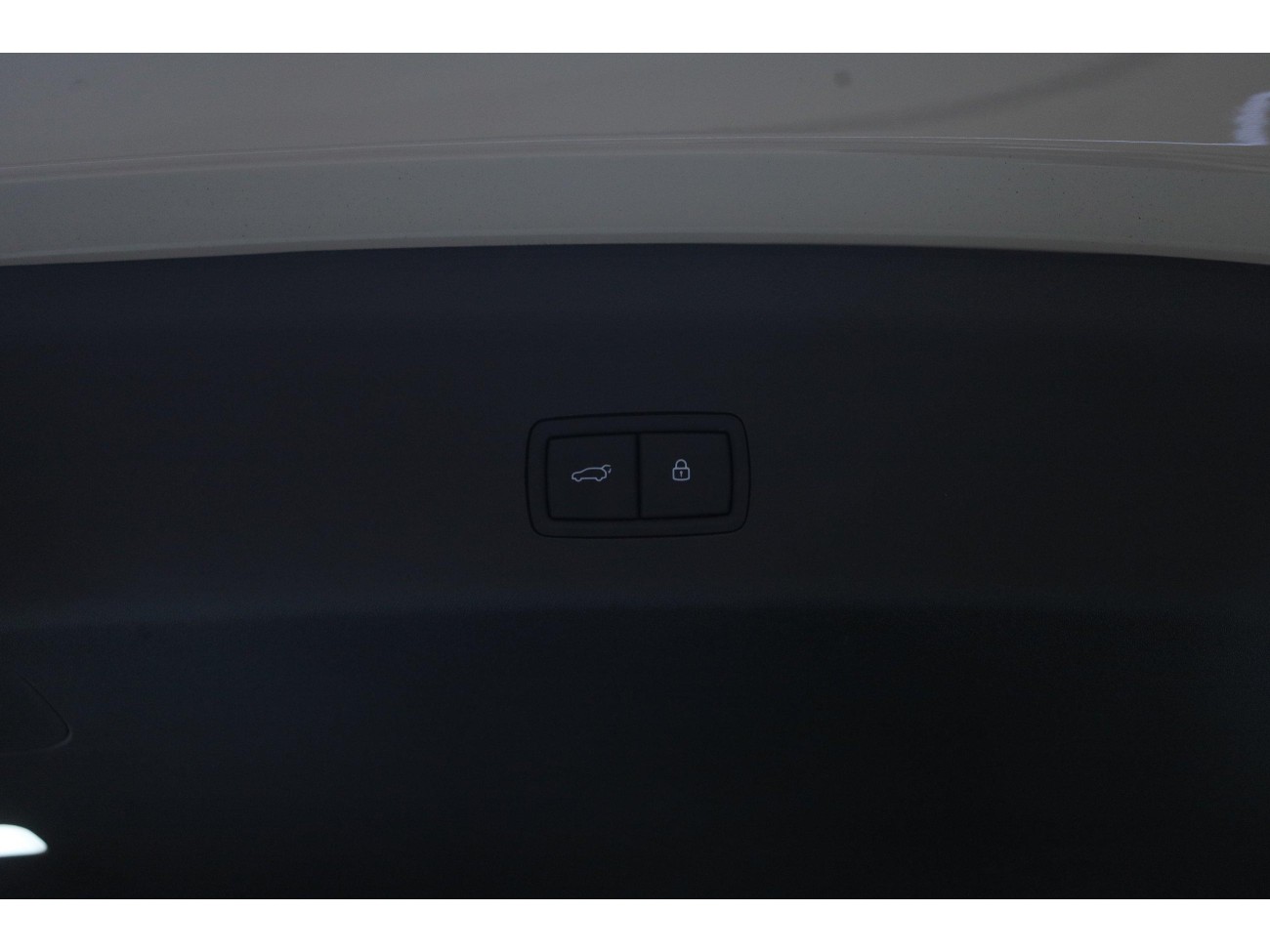 Li Auto i8 2025