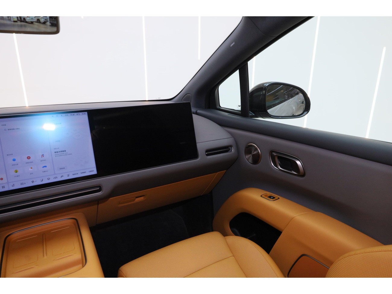 Li Auto i8 2025
