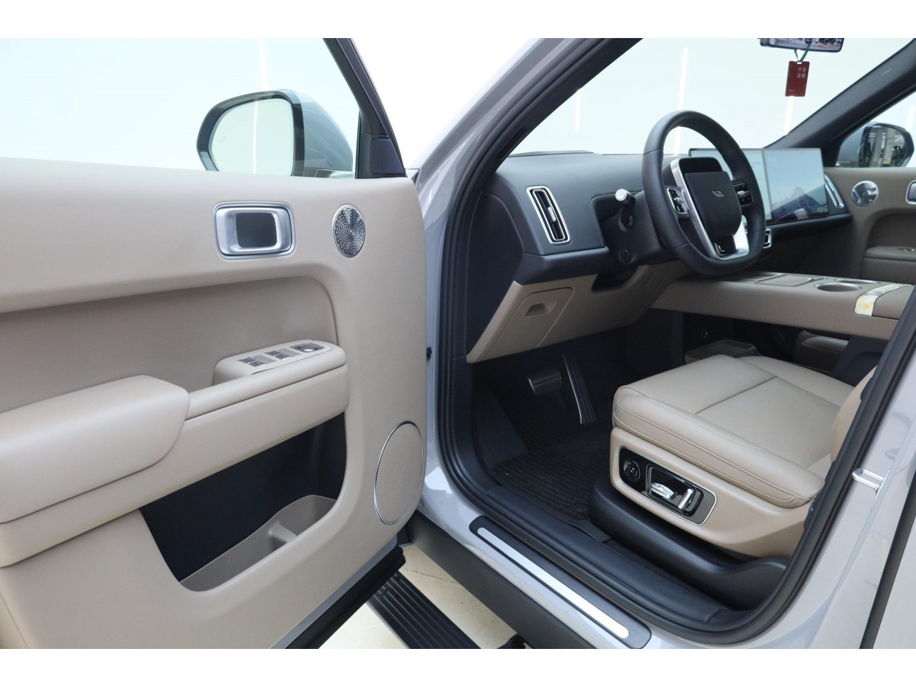 Li Auto L9 2025
