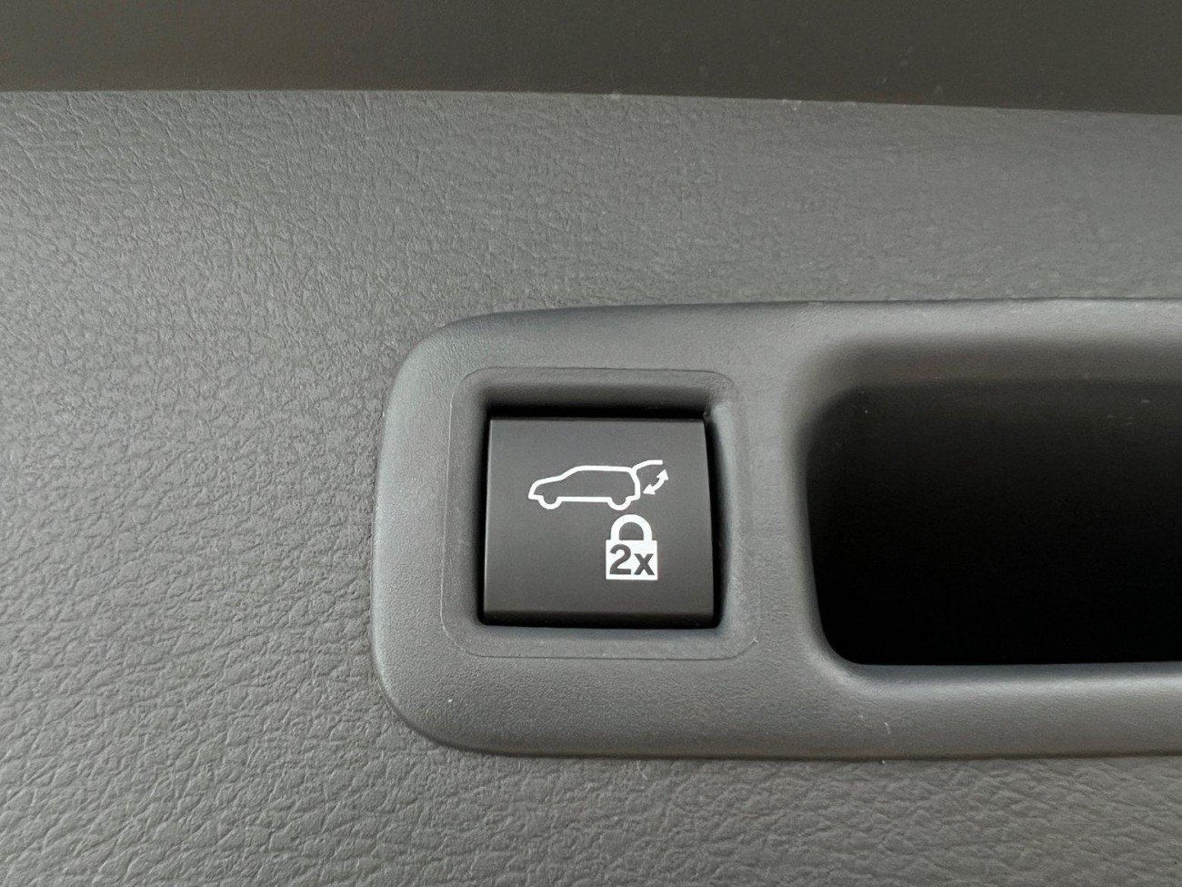 Toyota Granvia 2026