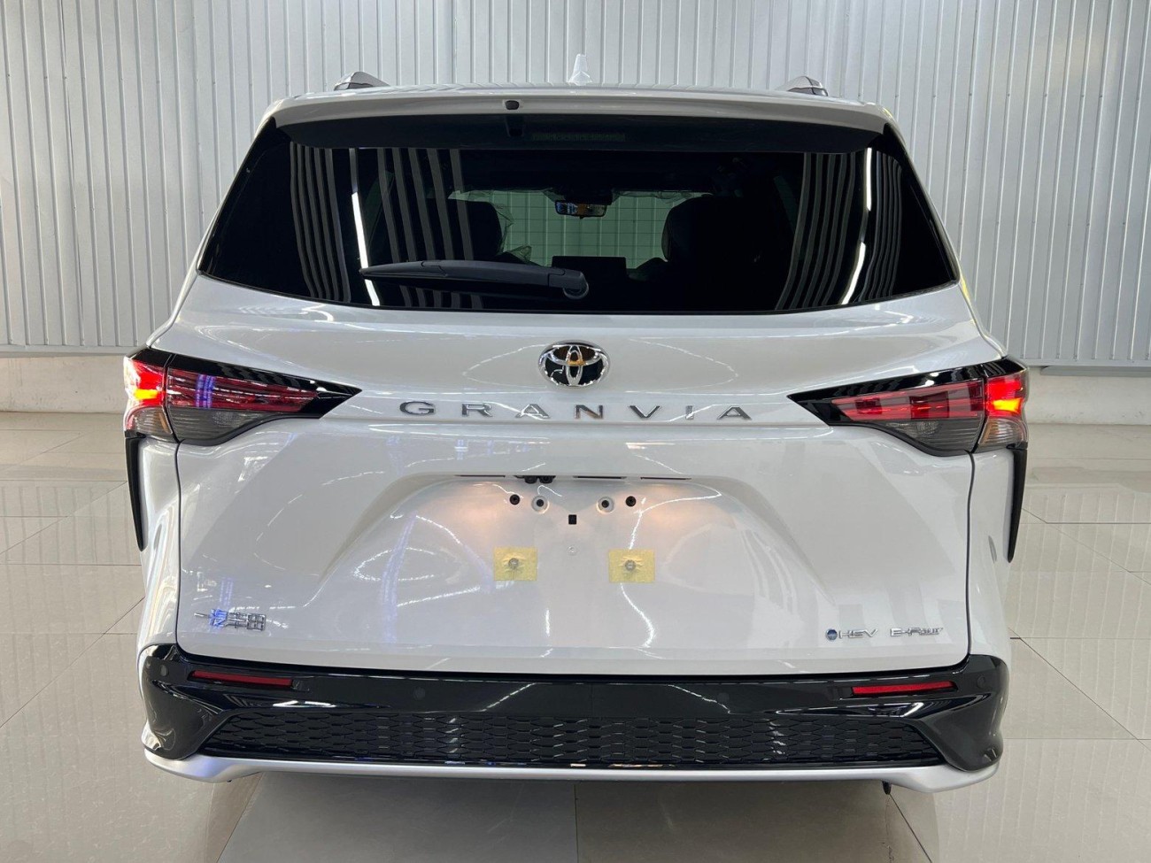 Toyota Granvia 2026