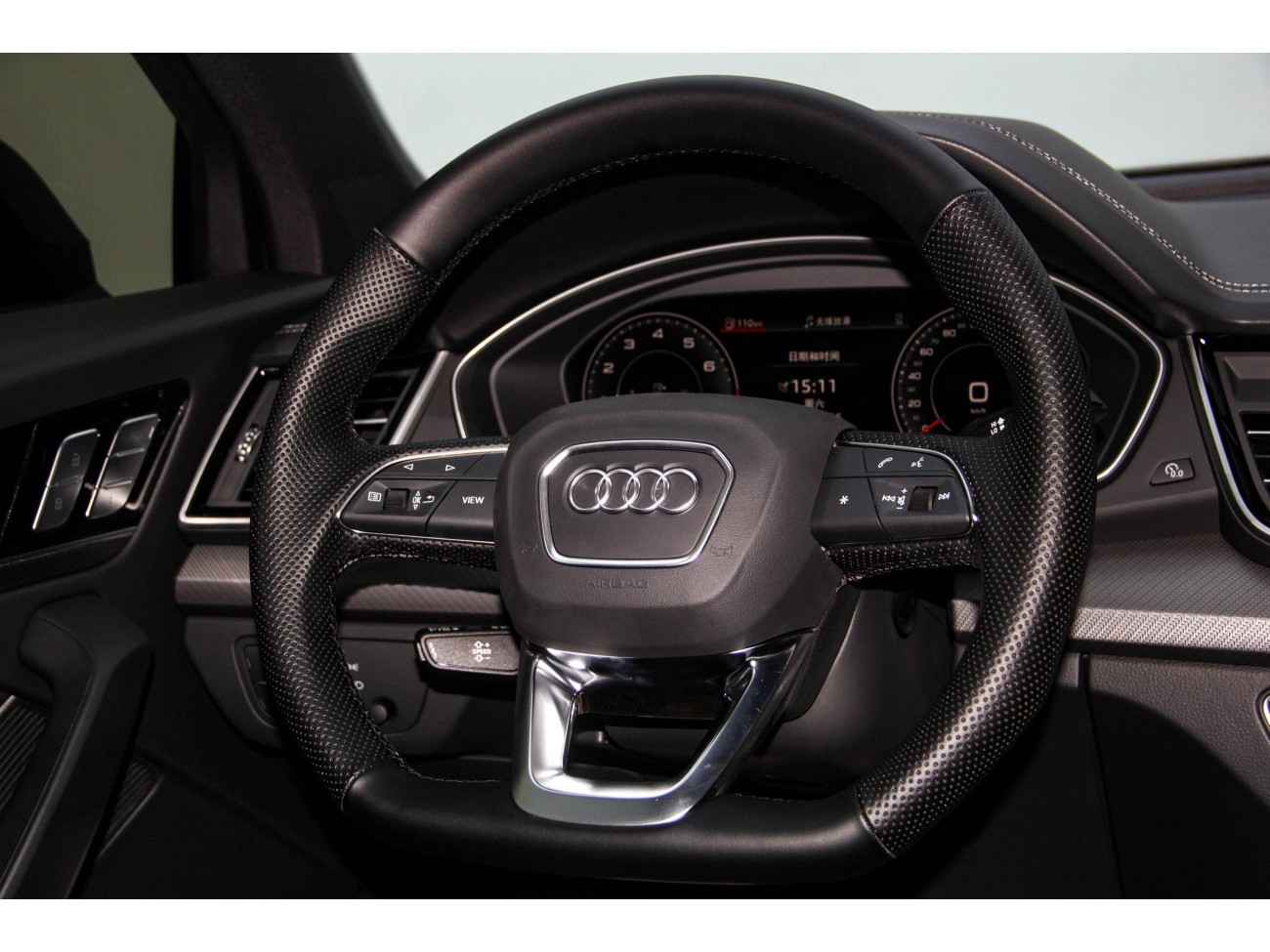 Audi Q5L 45 TFSI 2025